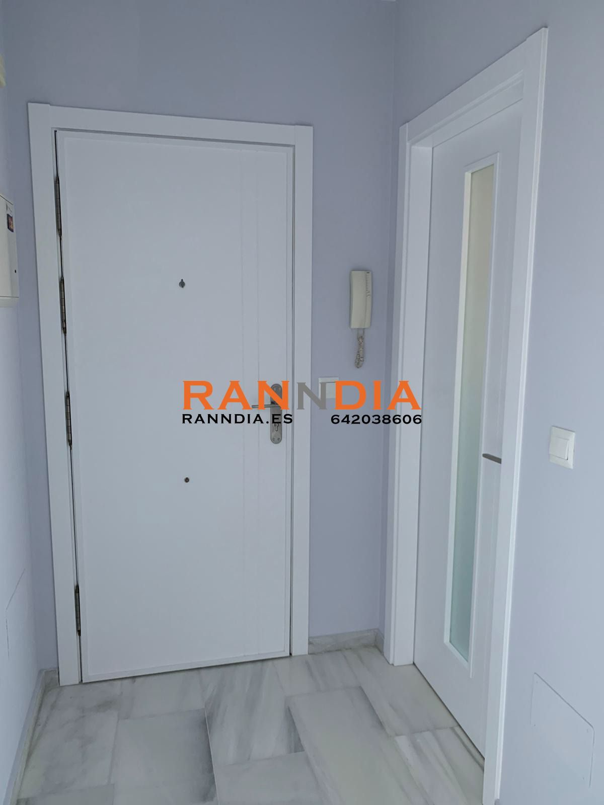 Puertas de madera instaladas en Benalmadena